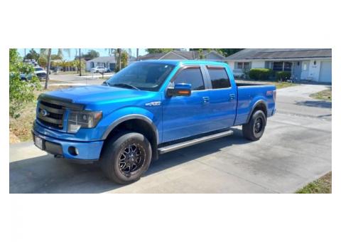 2014 Ford F-150 FX4 SuperCrew fx4 6 1/2 foot bed.