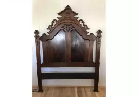 Beautiful Antique Bed